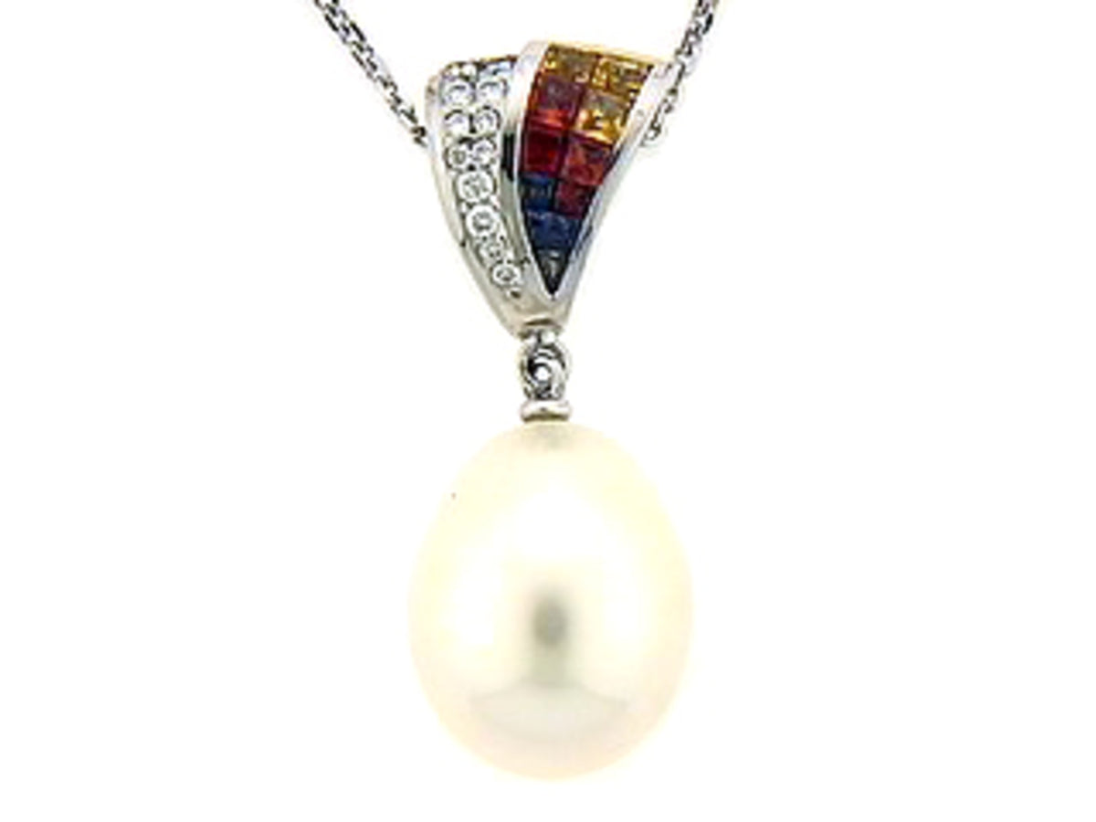 RAINBOW SAPPHIRE, CULTURED FRESHWATER PRL & DIAMOND PENDANT, 18KW (H/U), C=0.60