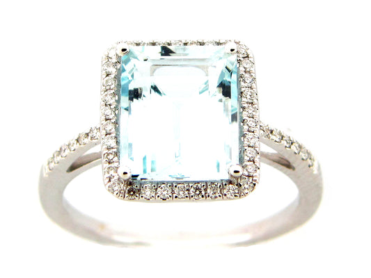 AQUAMARINE & DIAMOND RING, 14KW (H)