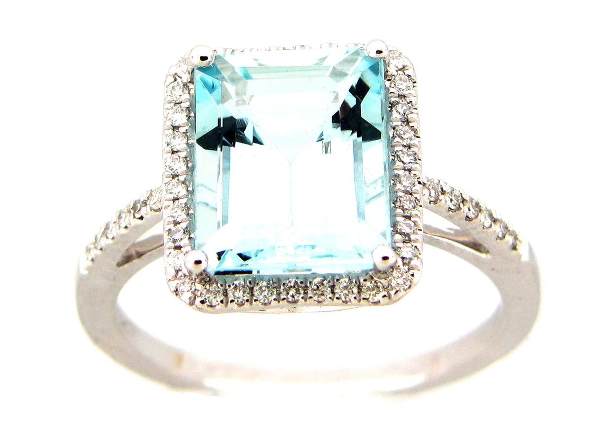 AQUAMARINE & DIAMOND RING, 14KW (H)