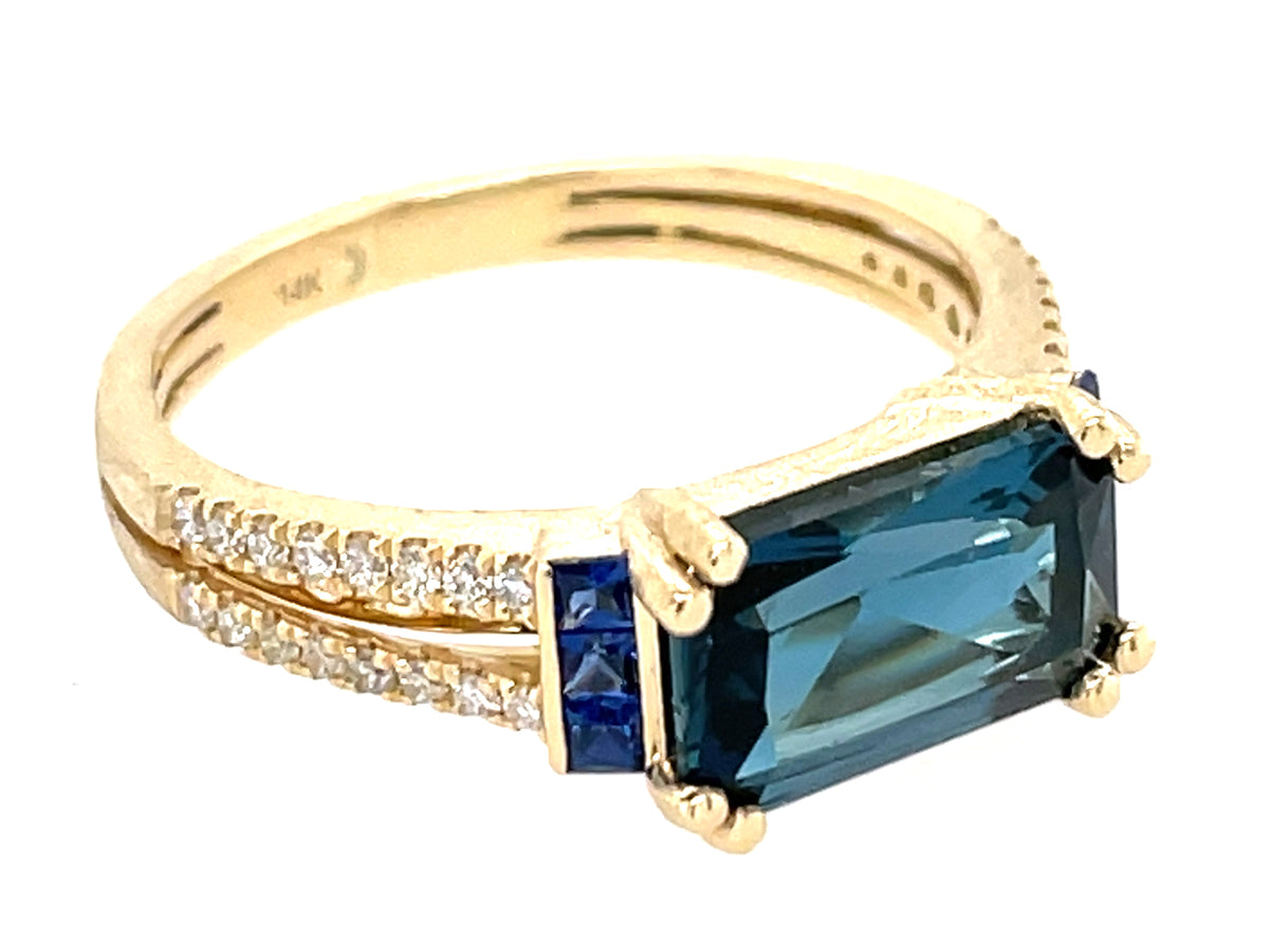 BLUE TOPAZ OCTAGON, PRINCESS SAPPH & DIAMOND SPLIT SHANK RING, SATIN FINISH