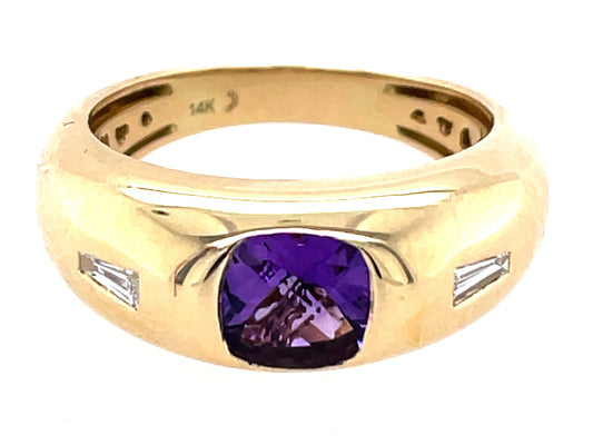 AMETHYST CUSHION FLUSH SET & DIAMOND BAGUETTE RING
