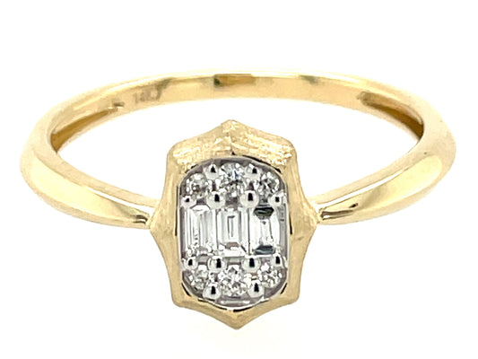 DIAMOND BAGUETTE CLUSTER RING, SATIN CENTER