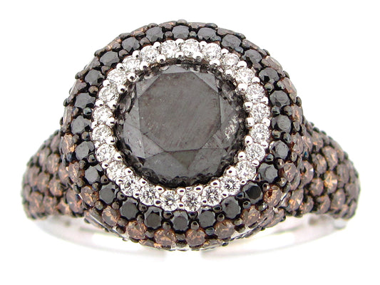 BLACK, BROWN & WHITE DIAMOND RING,18KW (R/N), CENTER=2.78