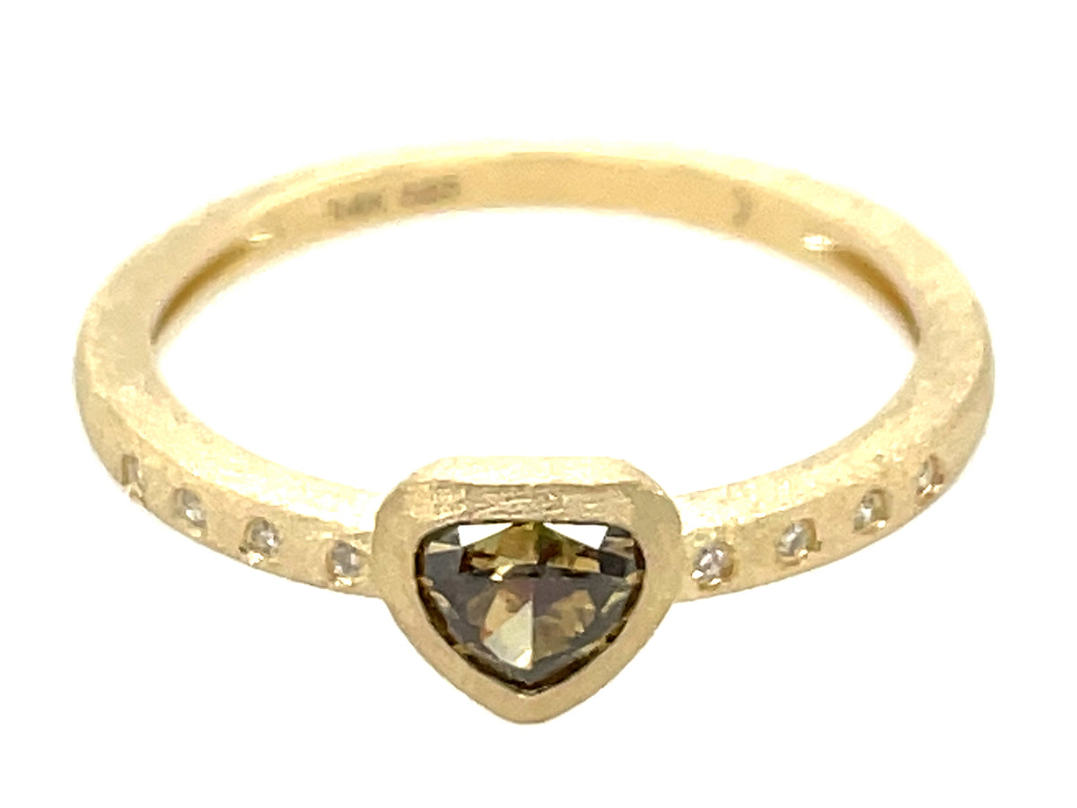 NATURAL GREEN DIAMOND HEART BEZEL & DIAMOND RING, SATIN FINISH