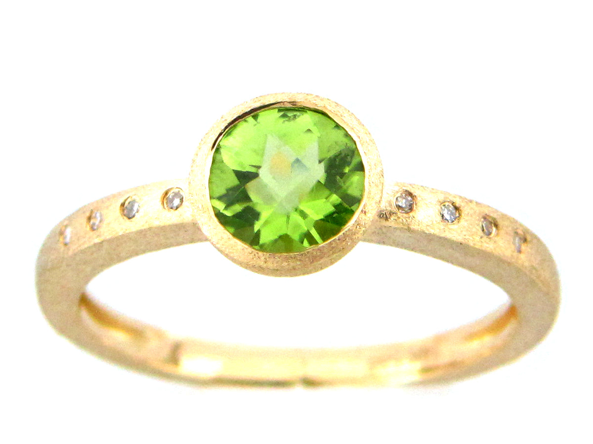 PERIDOT & DIAMOND ROUND BEZEL RING, SATIN FINISH, 14KY (N)