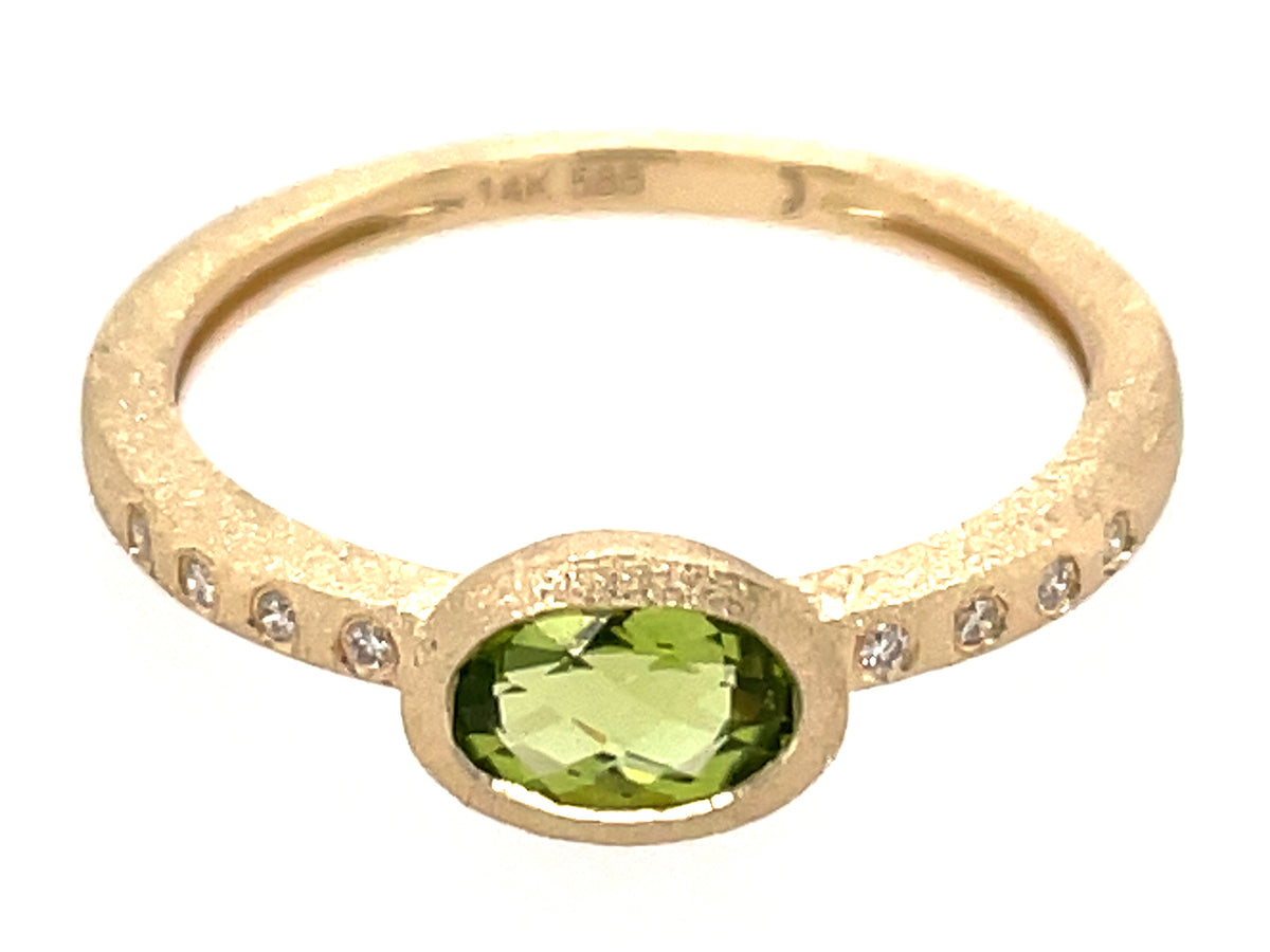PERIDOT OVAL BEZEL & DIAMOND RING, SATIN FINISH, 14KY (N)