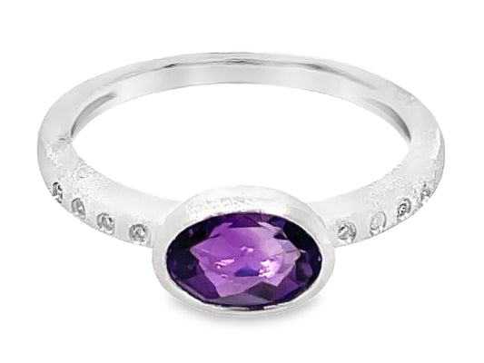 AMETHYST OVAL BEZEL & DIAMOND RING, SATIN FINISH, 14KW (H)