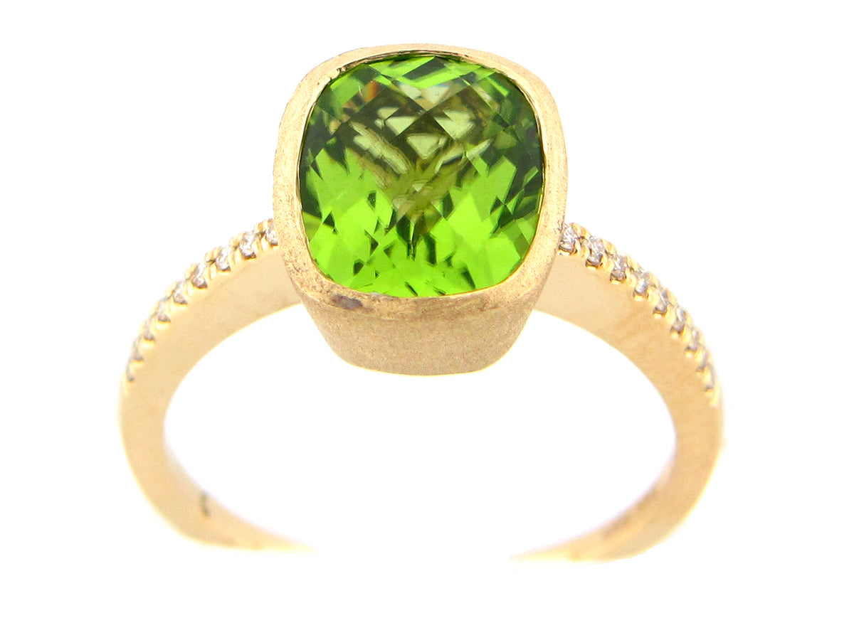 PERIDOT & DIAMOND RING, SATIN BEZEL, 14KY (N)