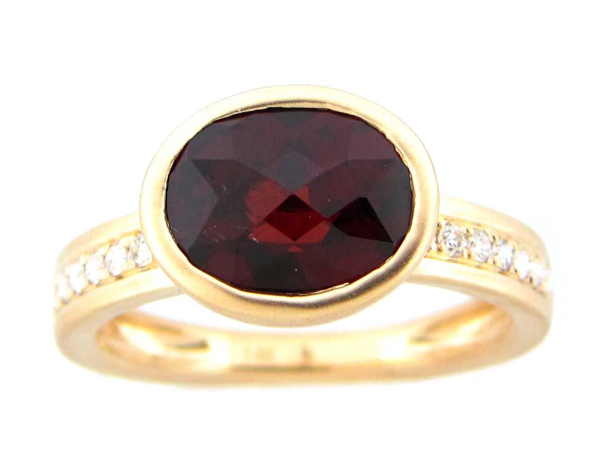 GARNET OVAL BEZEL & DIAMOND RING, SATIN FINISH, 14KY (N)