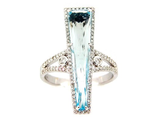 BLUE TOPAZ & DIAMOND RING, 14KW (R)
