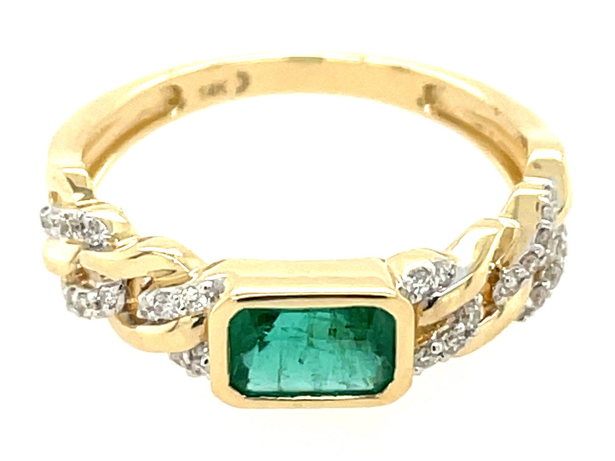 EMERALD BEZEL & DIAMOND LINK RING