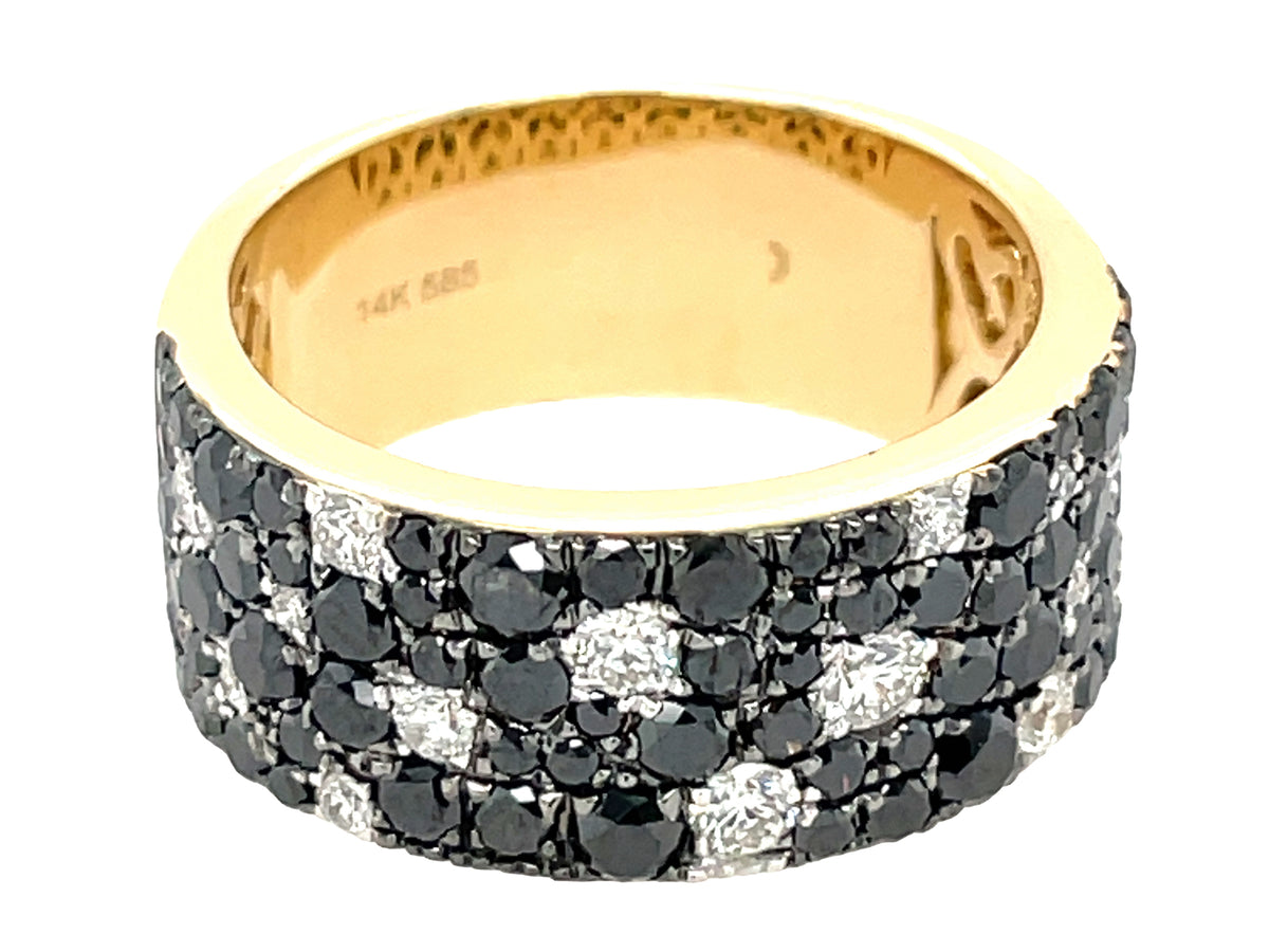 BLACK & WHITE DIAMOND PAVE RING, 8.7MM