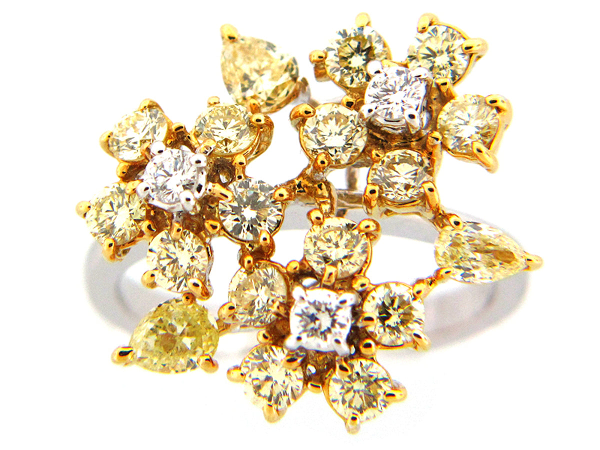 YELLOW & WHITE DIAMOND RING, 18KT (N)