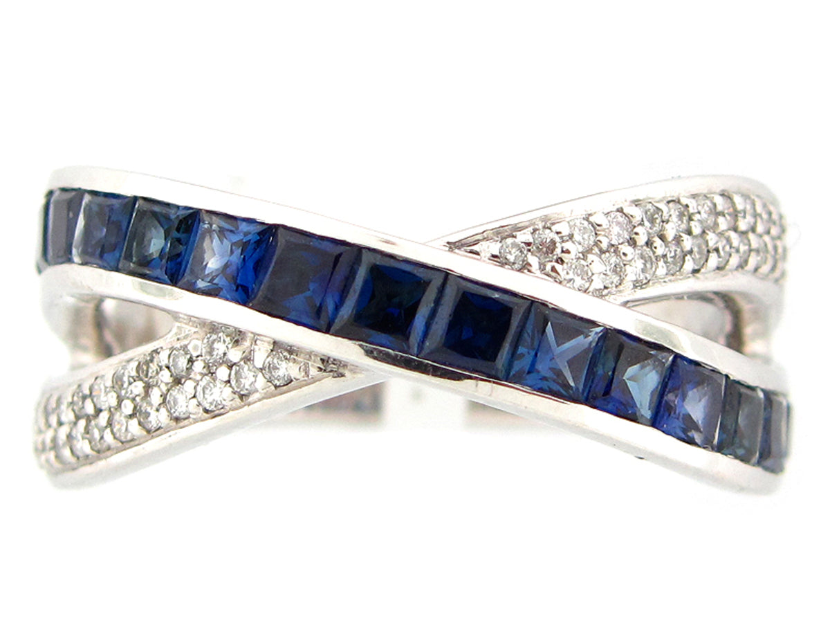 SAPPHIRE & DIAMOND RING