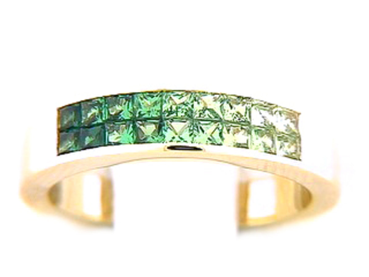 TSAVORITE RING