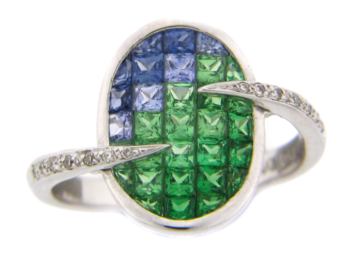 TSAVORITE, SAPPHIRE & DIAMOND RING, 18KW (N,H)