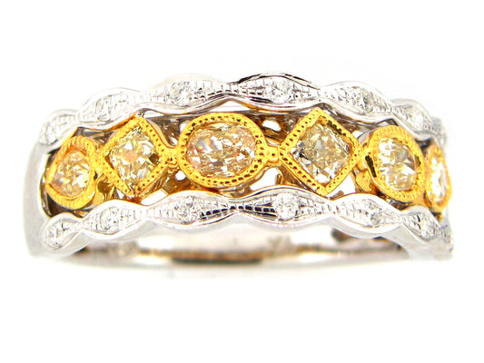 YELLOW & WHITE DIAMOND RING, 18KT (N)