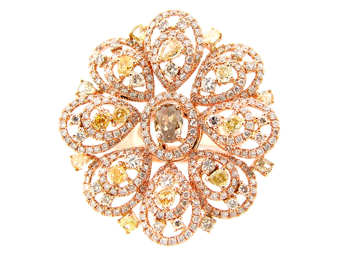 FANCY COLOR DIAMOND RING, 18KR (N)