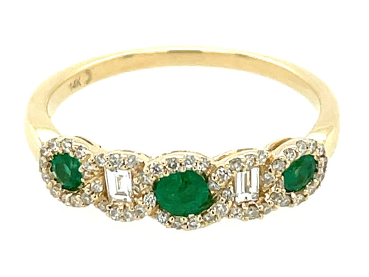 EMERALD ROUND & DIAMOND BAGUETTE ALTERNATING RING