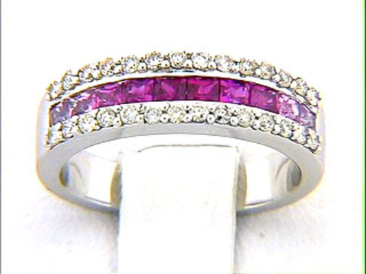 PINK SAPPHIRE & DIAMOND RING