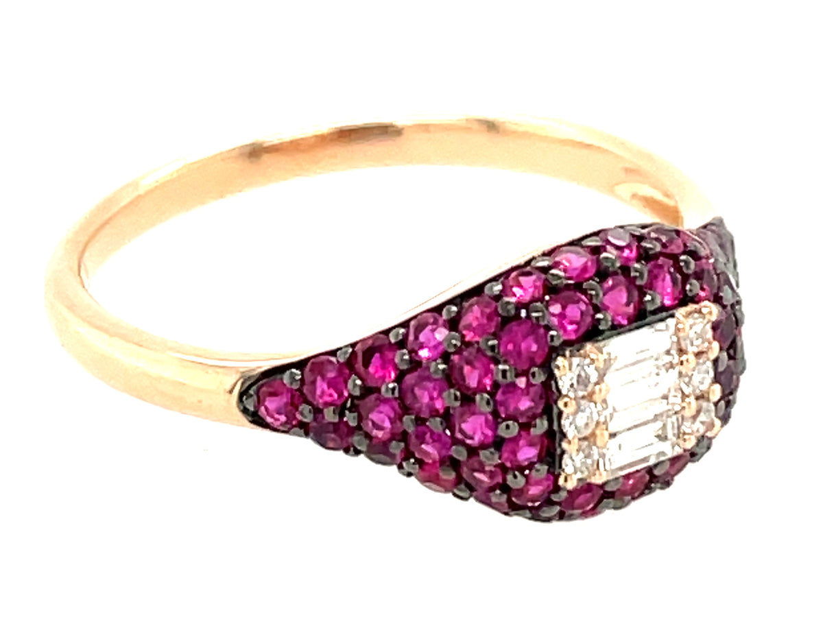 RUBY PAVE & DIAMOND BAGUETTE CLUSTER SIGNET RING