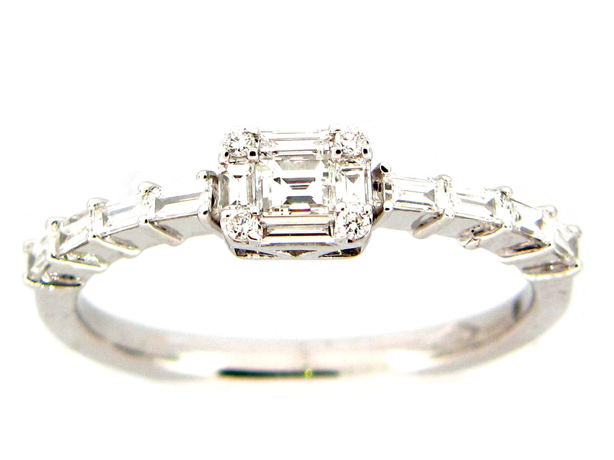 DIAMOND RING