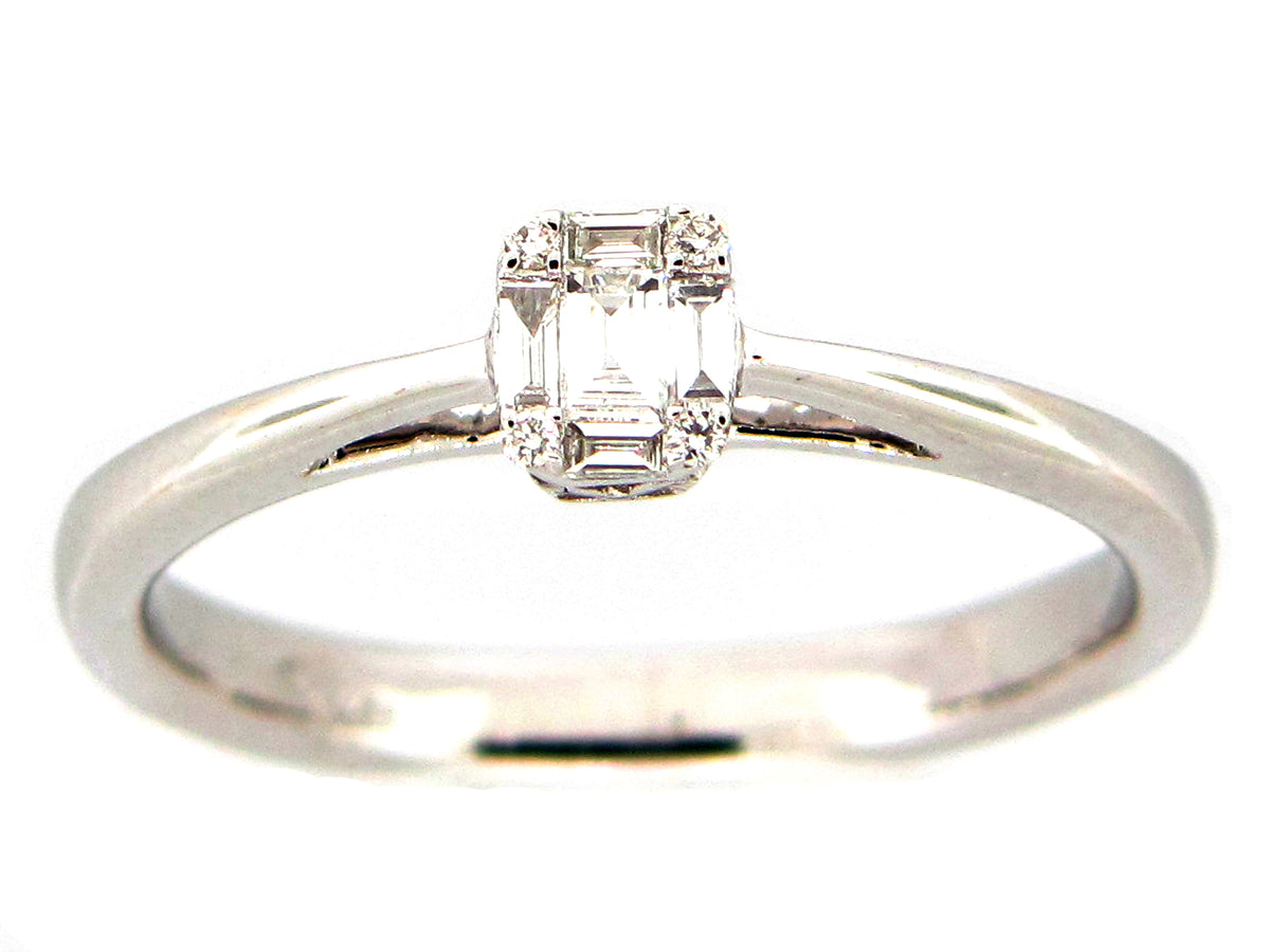 DIAMOND RING