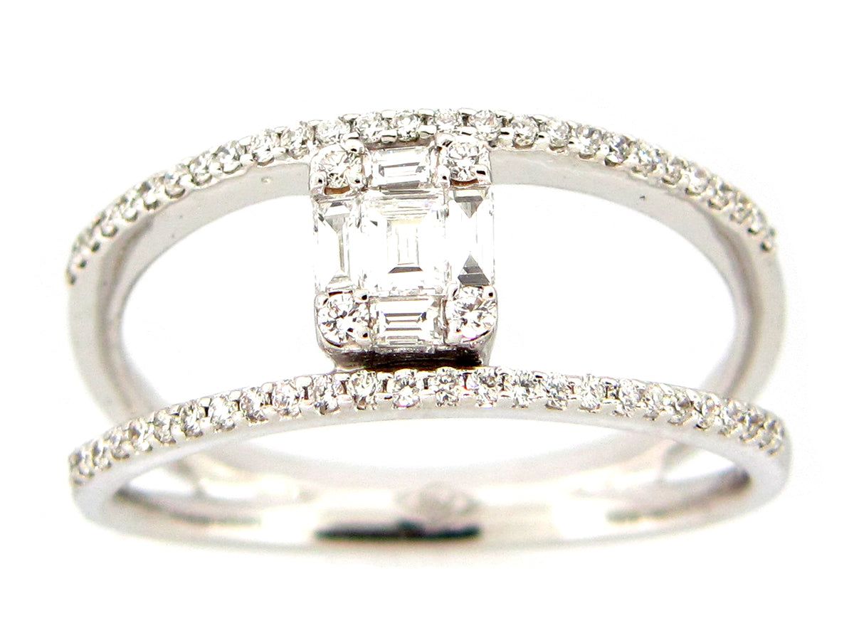 DIAMOND RING