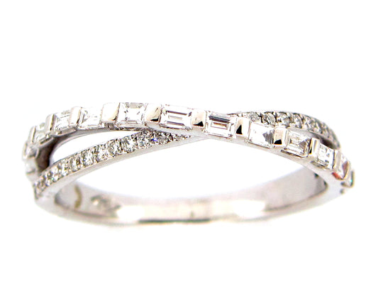 DIAMOND RING, 18KW (N)