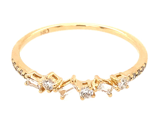 DIAMOND RING