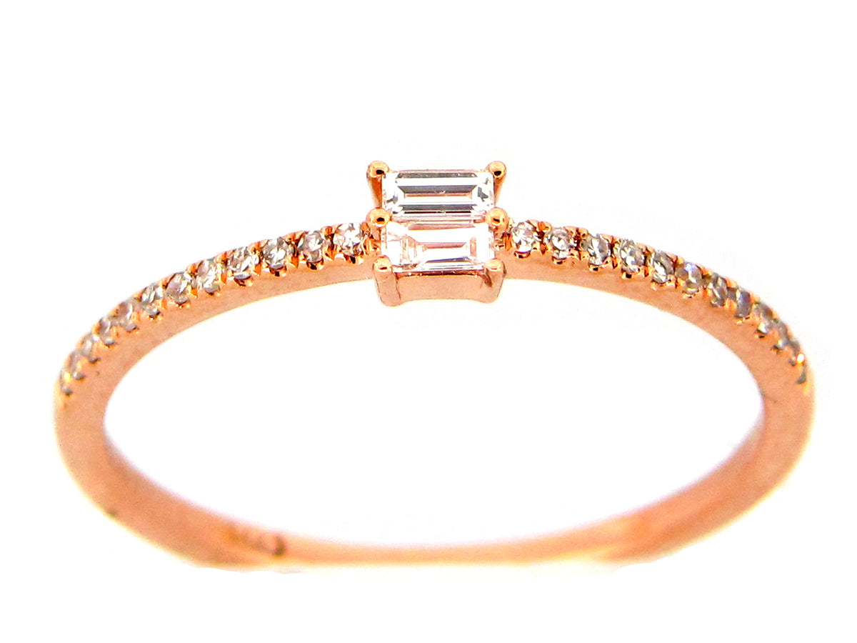 DIAMOND BAGUETTE RING