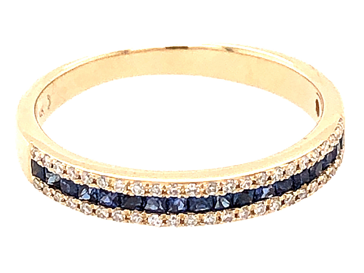 SAPPHIRE & DIAMOND RING