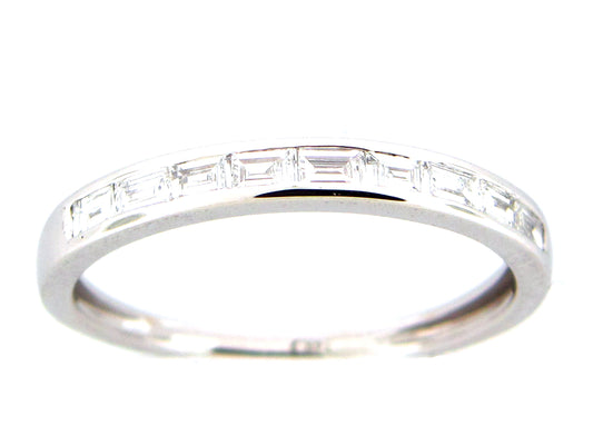 DIAMOND 1 ROW BAGUETTE CHANNEL SET RING, PLAT (N)