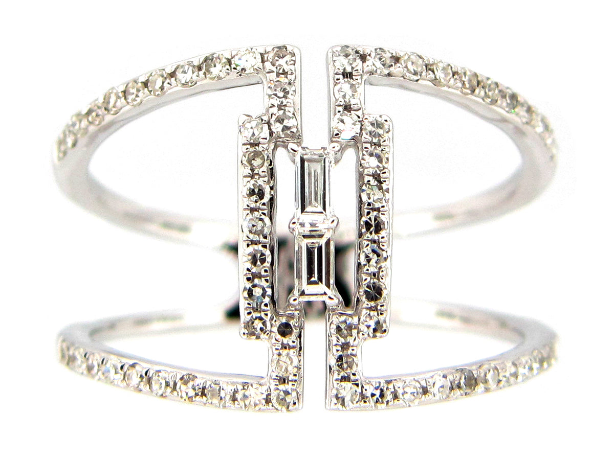 DIAMOND RING