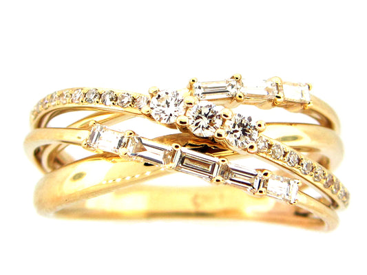 DIAMOND RING