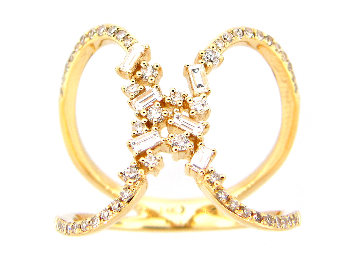 DIAMOND RING