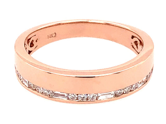 DIAMOND BAGUETTE & ROUND OFFSET CHANNEL RING, 14KR (N)