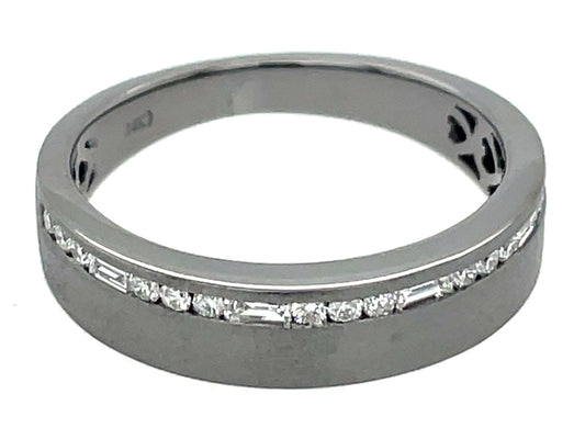 DIAMOND BAGUETTE & ROUND OFFSET CHANNEL RING, SATIN FINISH, 14K BLACK FINISH (N)