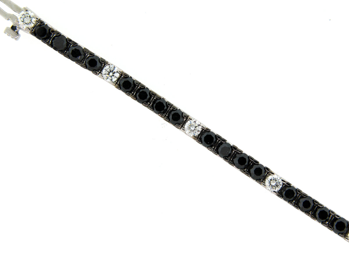 BLACK & WHITE DIAMOND BRACELET (R)