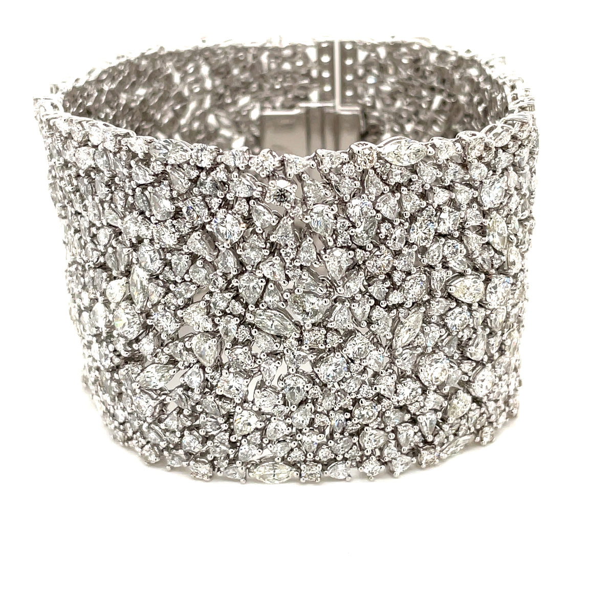 DIAMOND WIDE MESH BRACELET