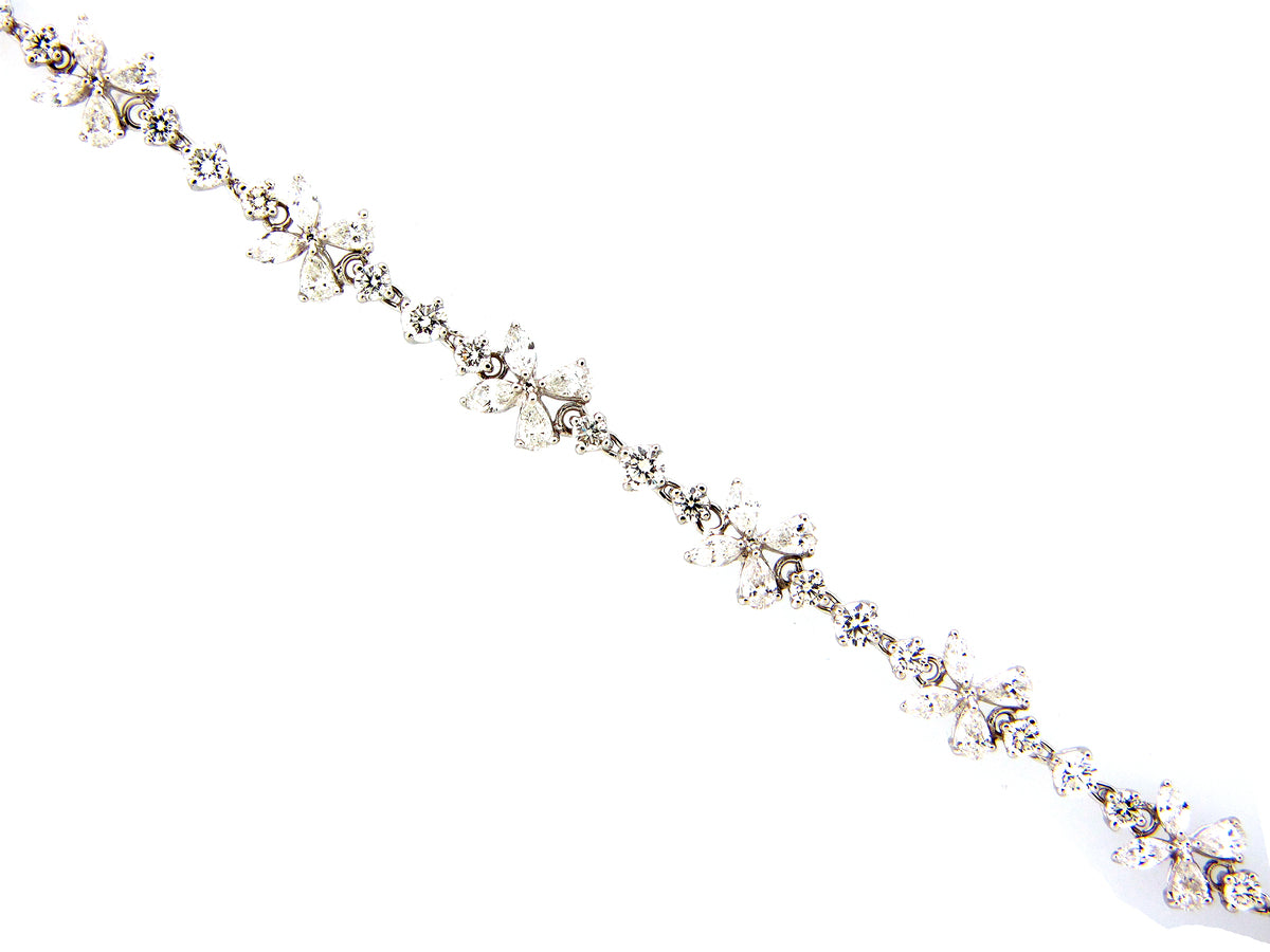 DIAMOND FLORET BRACELET, 18KW (N)