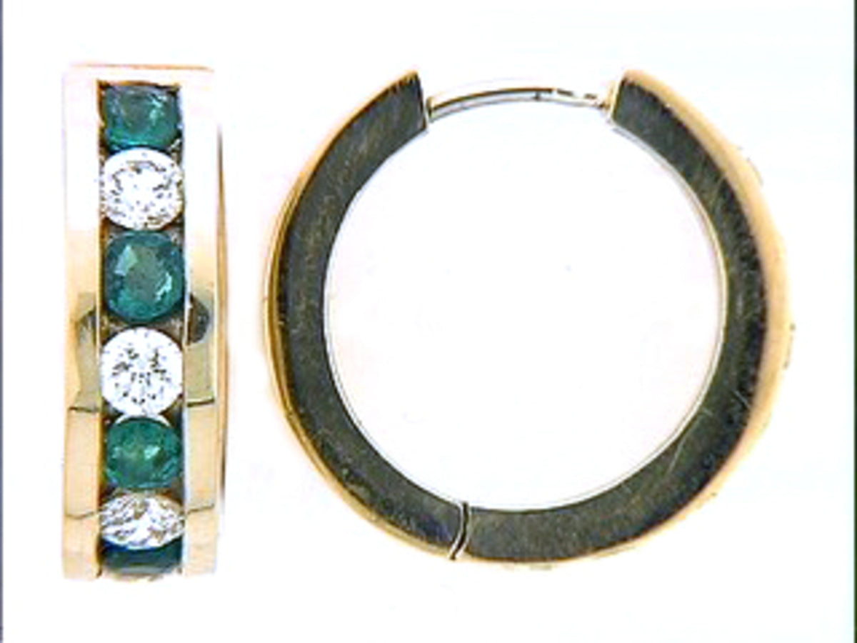 EMERALD & DIAMOND EARRING