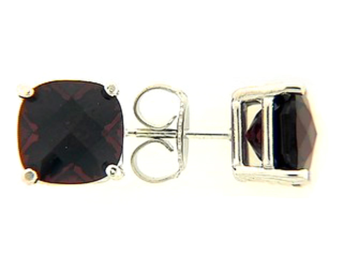 CHB GARNET STUD EARRING