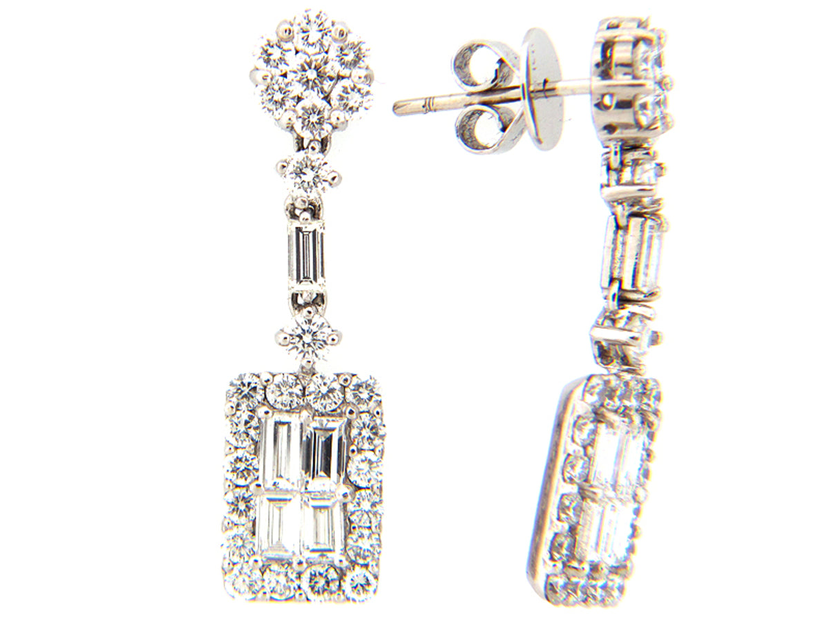 DIAMOND EARRING