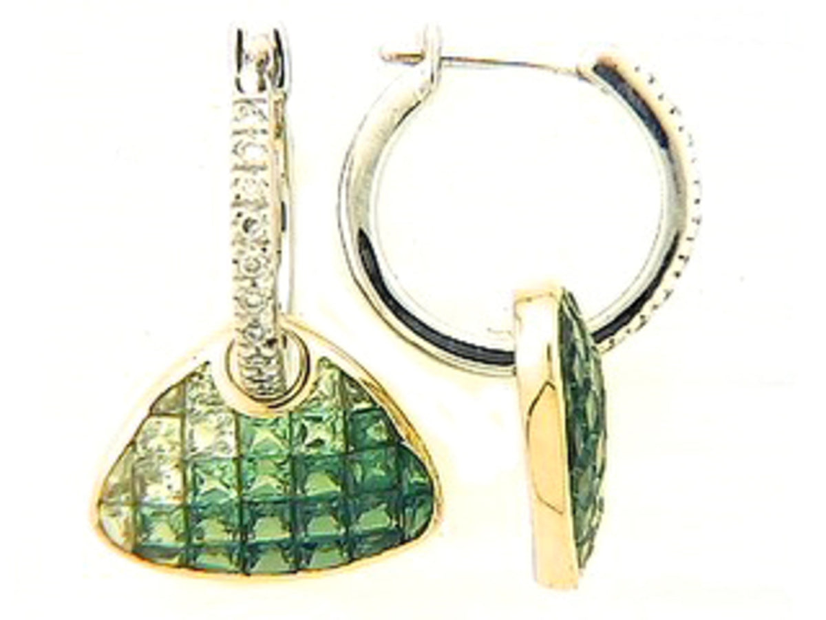 TSAVORITE & DIAMOND EARRING