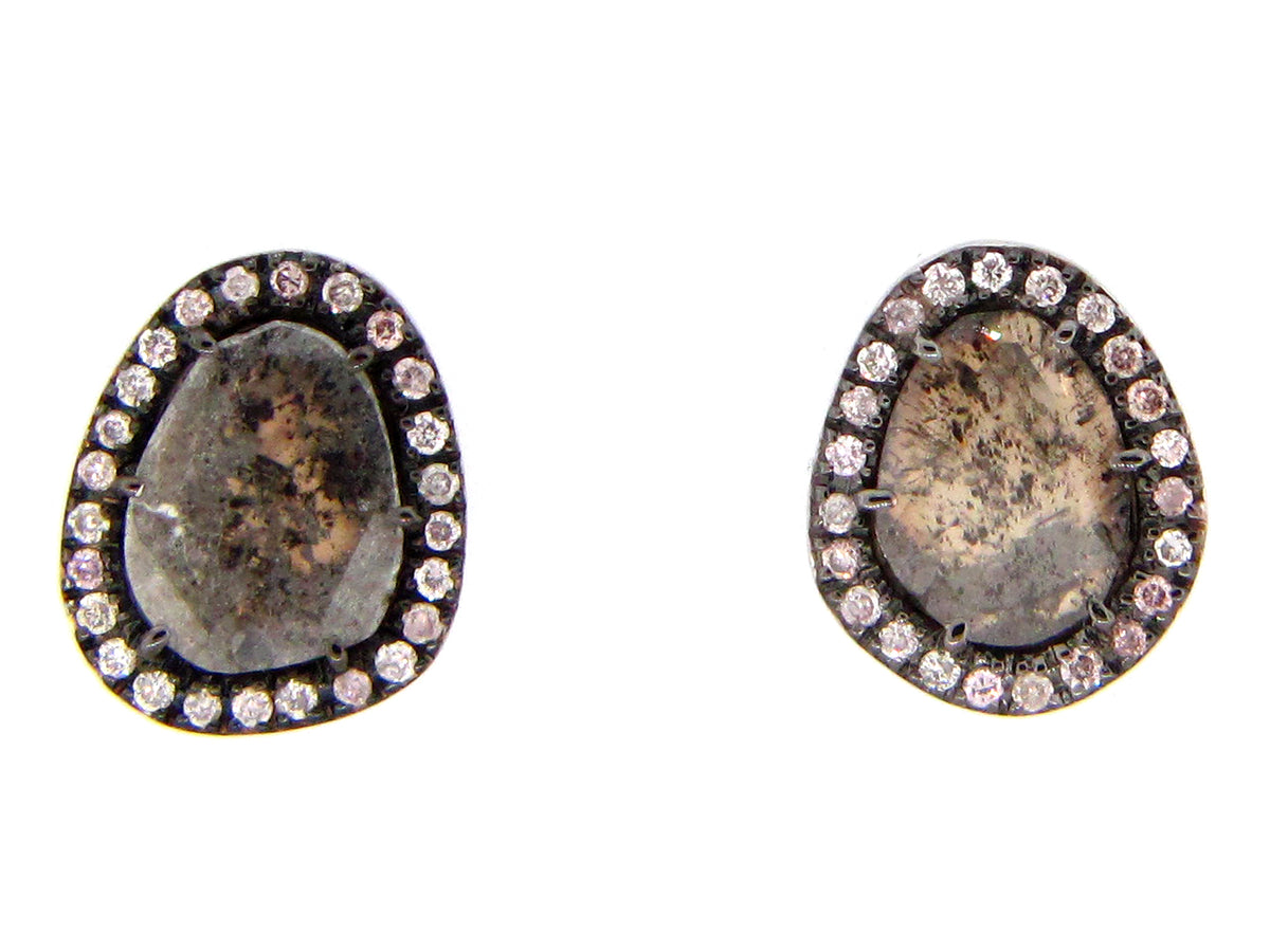 GRAY SLICE DIAMOND STUDS, 18KW (N)