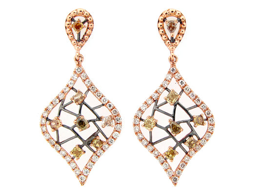 FANCY COLOR DIAMOND EARRING