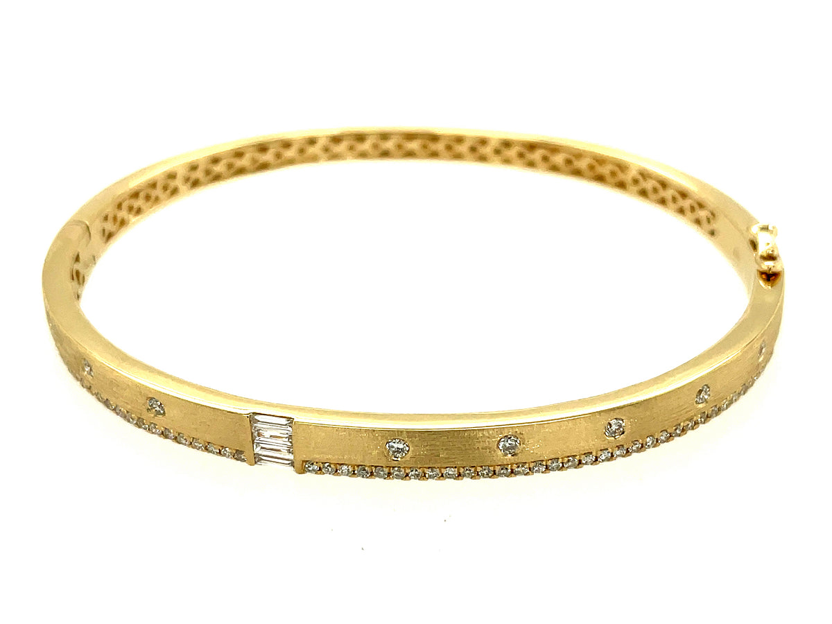DIAMOND FLUSH SET BAGUETTE & ROUND BANGLE, SATIN FINISH, 14KY (N)