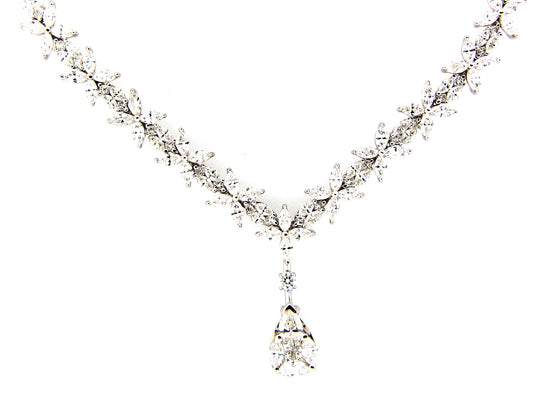DIAMOND NECKLACE, 18KW  (N)