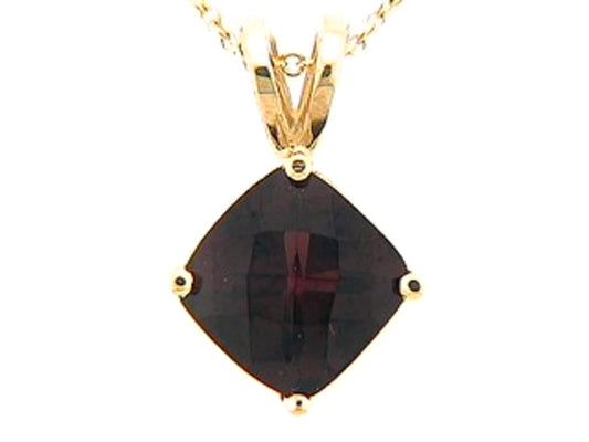 CHB GARNET PENDANT